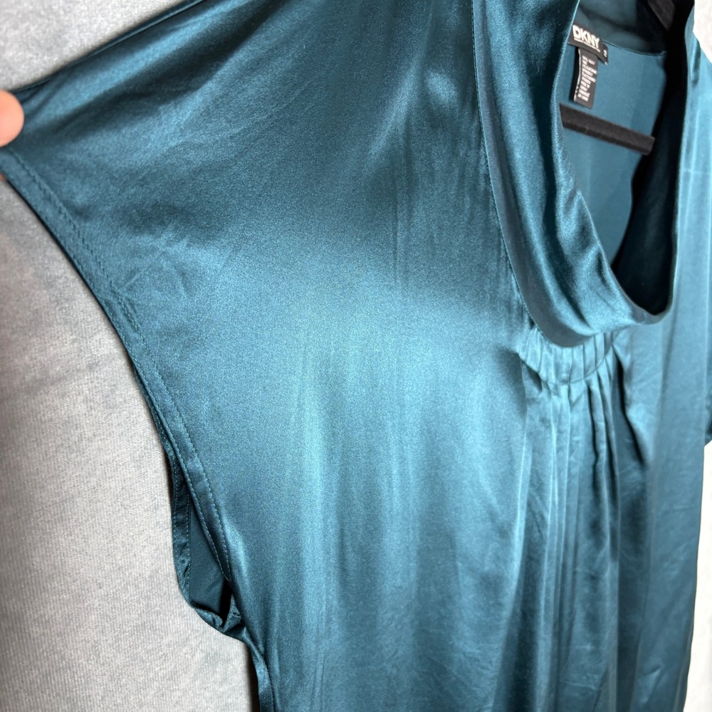 DKNY Emerald Green Silk Blouse Cowl Neck Pleated Career Top Size 12 NEW - Picture 5 of 10